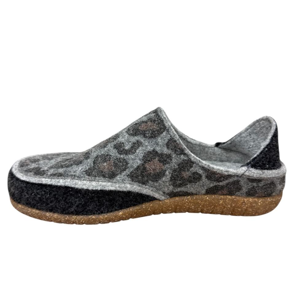 Taos Convertawool Leopard Wool Clogs EU 37 US 6-6.5 Convertible Mule Slippers
